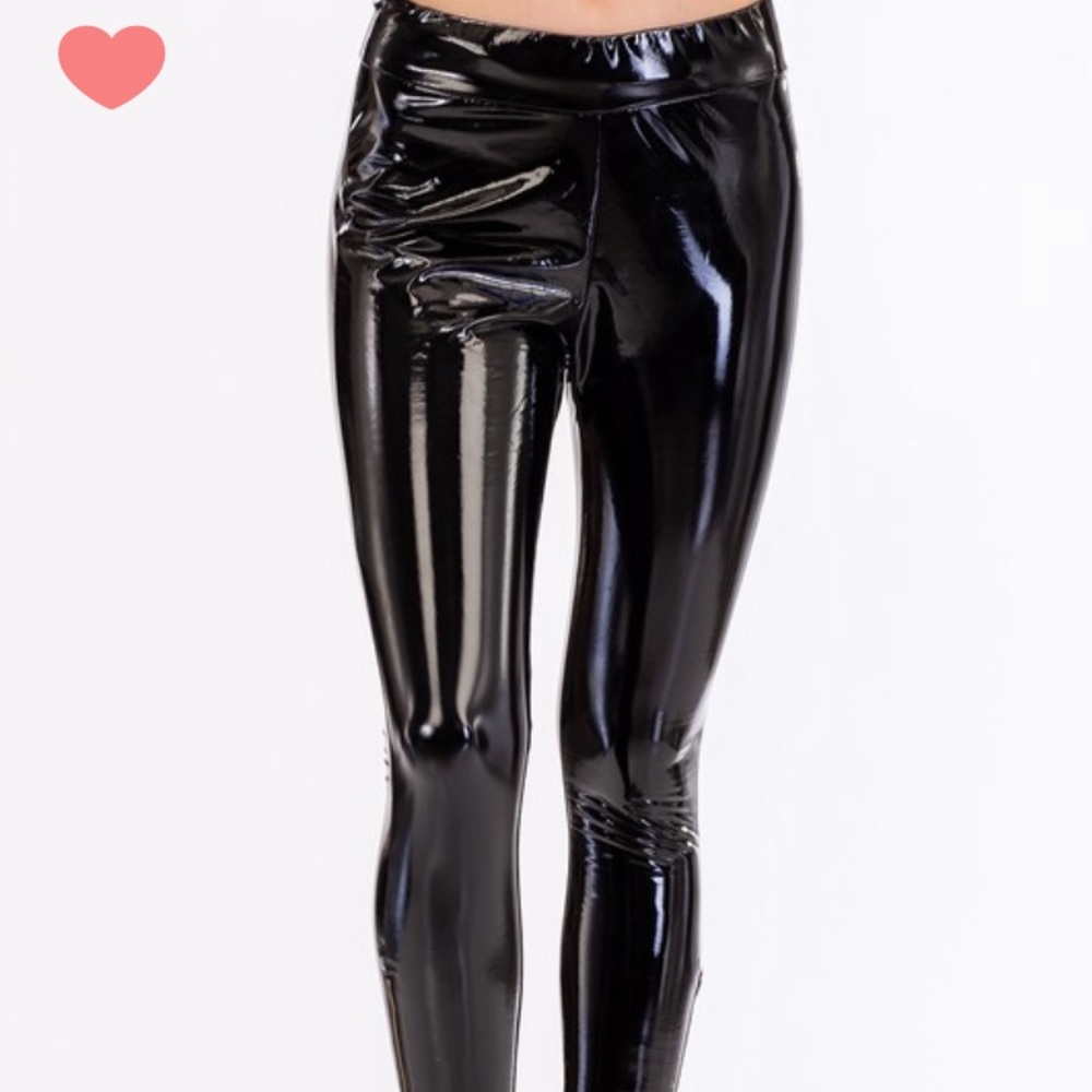 🖤🖤Liquid leggings🖤🖤 Fashionable and Cute🖤🖤